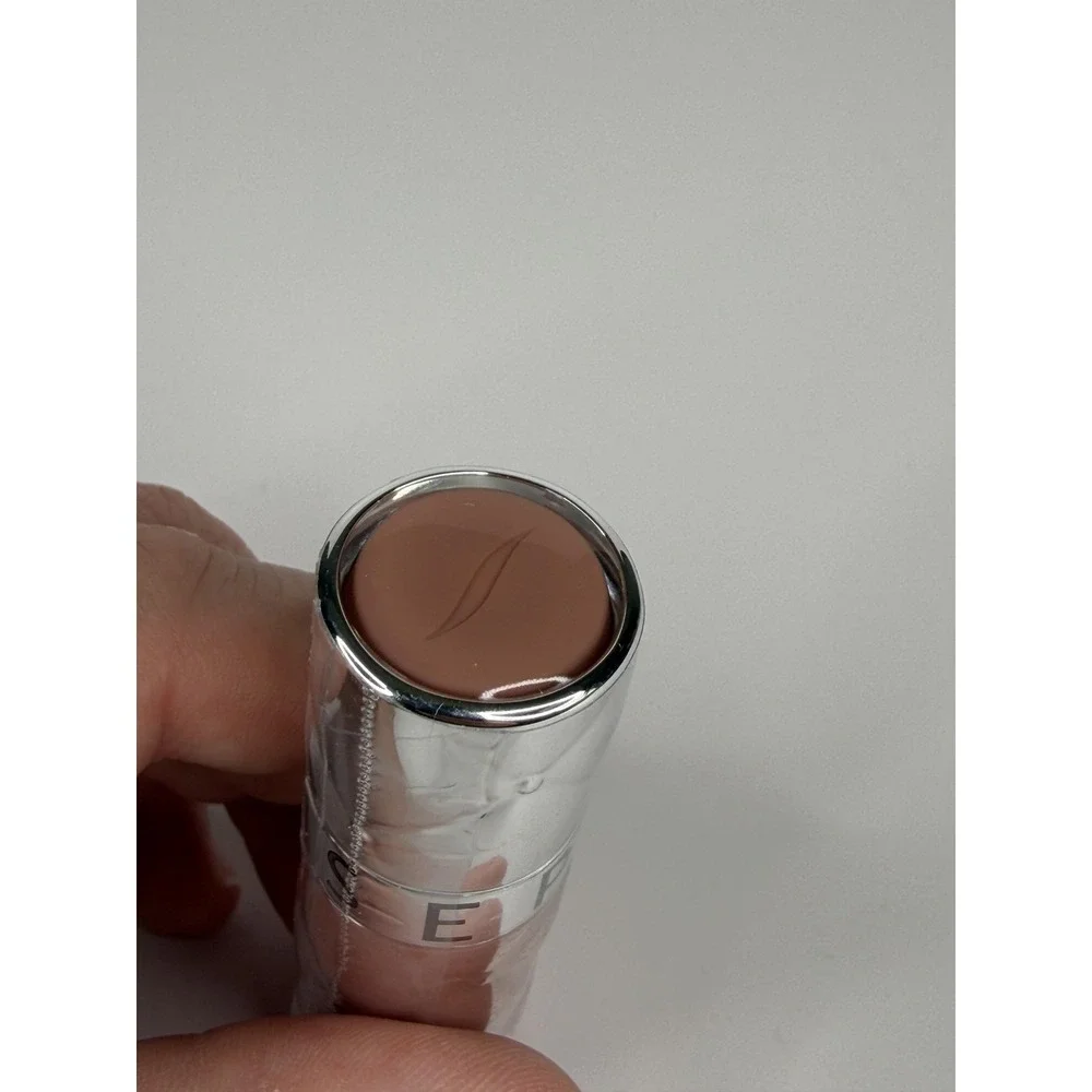 Sephora Outrageous Volume Lip Plumper 02 XXL Nude 6ml Gloss Plump Effect - Picture 2 of 6